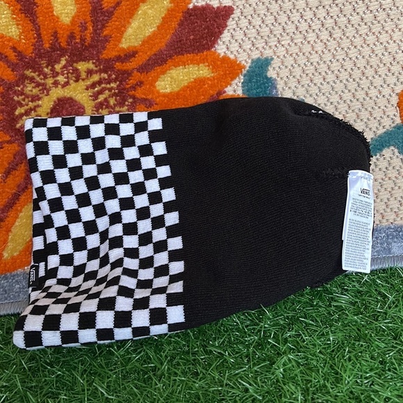 Vans WM Spirit Pom Black Checker Beanie Skateboarding Hat Women Men VN0A5LG3BLK - Picture 14 of 16